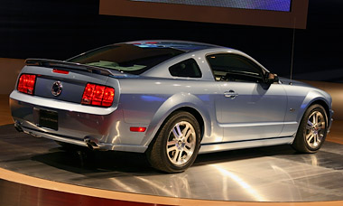 l_ford-mustang-gt10.jpg